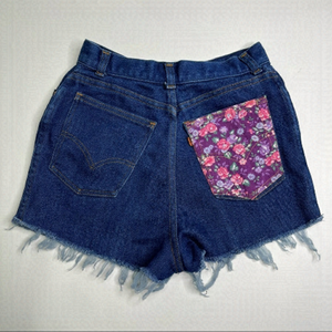 VINTAGE Levi’s High Waist Floral Pocket Orange Tab Raw Hem Booty Short Shorts